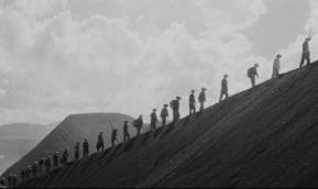 Talking Out of Frame: Art House Cinema on DVD